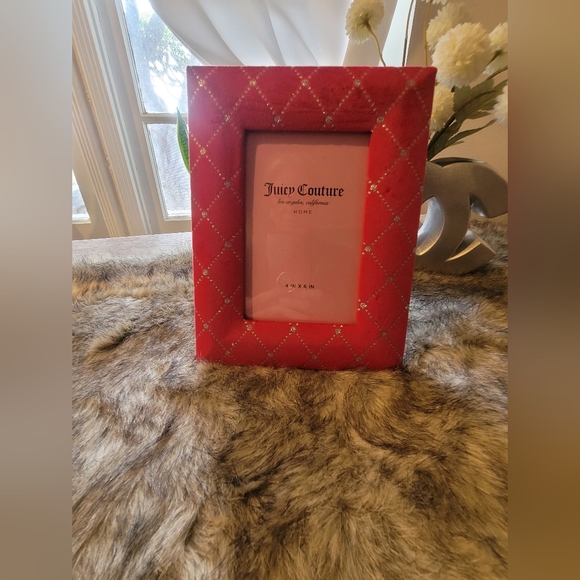 Juicy Couture Sparkling Pink Frame - Picture 1 of 2
